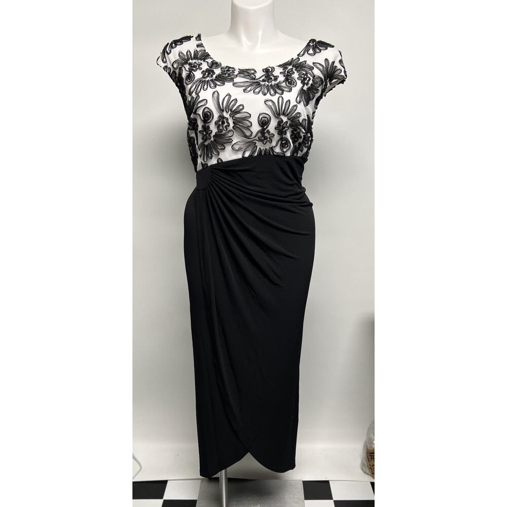 Womens 18W Formal Party Evening‎ Maxi Dress Ruched Waist Slimming Appliqué Glam